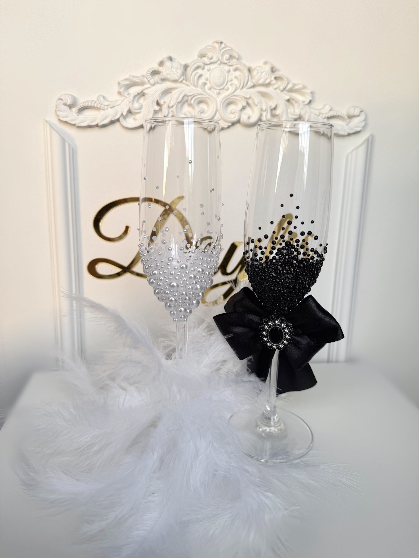 Pahare miri perle si pene - Daylis