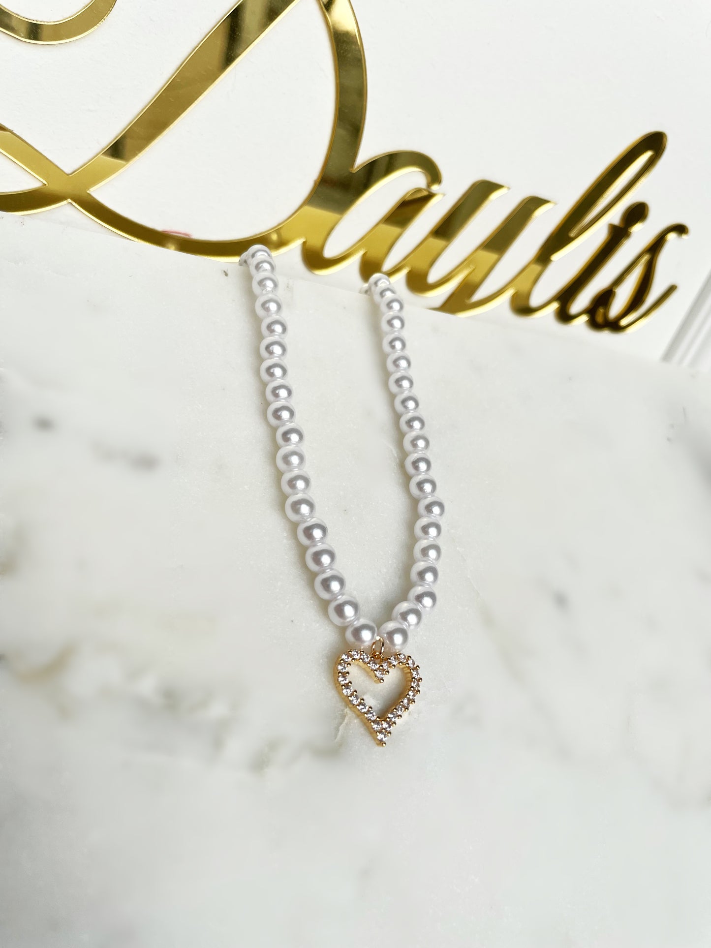 Lantisor din perle cu inimioara din cristale - Daylis