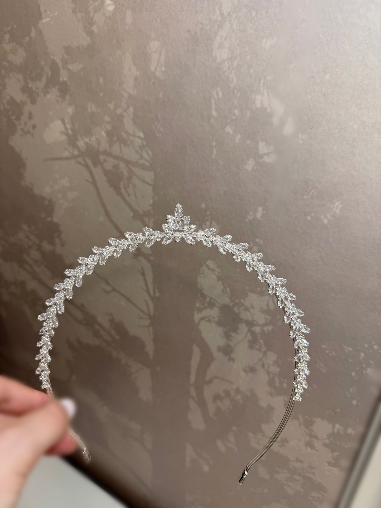 Coronita mireasa din cristale zirconiu – eleganță subtilă - Luna - Daylis